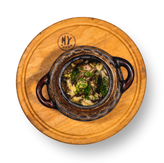 КУРЯЧА ПЕЧІНКА З ГРИБАМИ В СМЕТАННОМУ СОУСІ